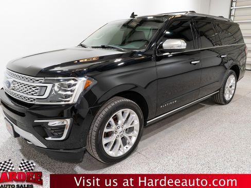 Used 2018 Ford Expedition Max Platinum image 2