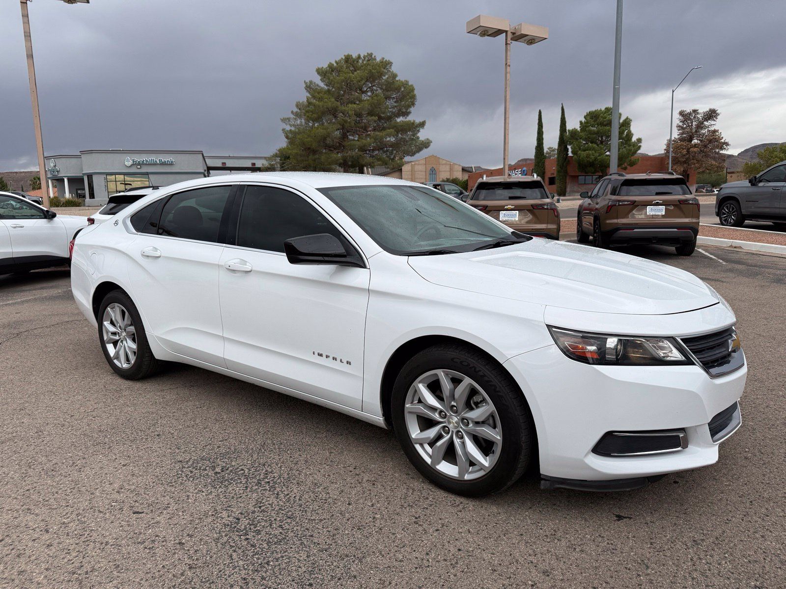 Used 2018 Chevrolet Impala LS FWD image 3