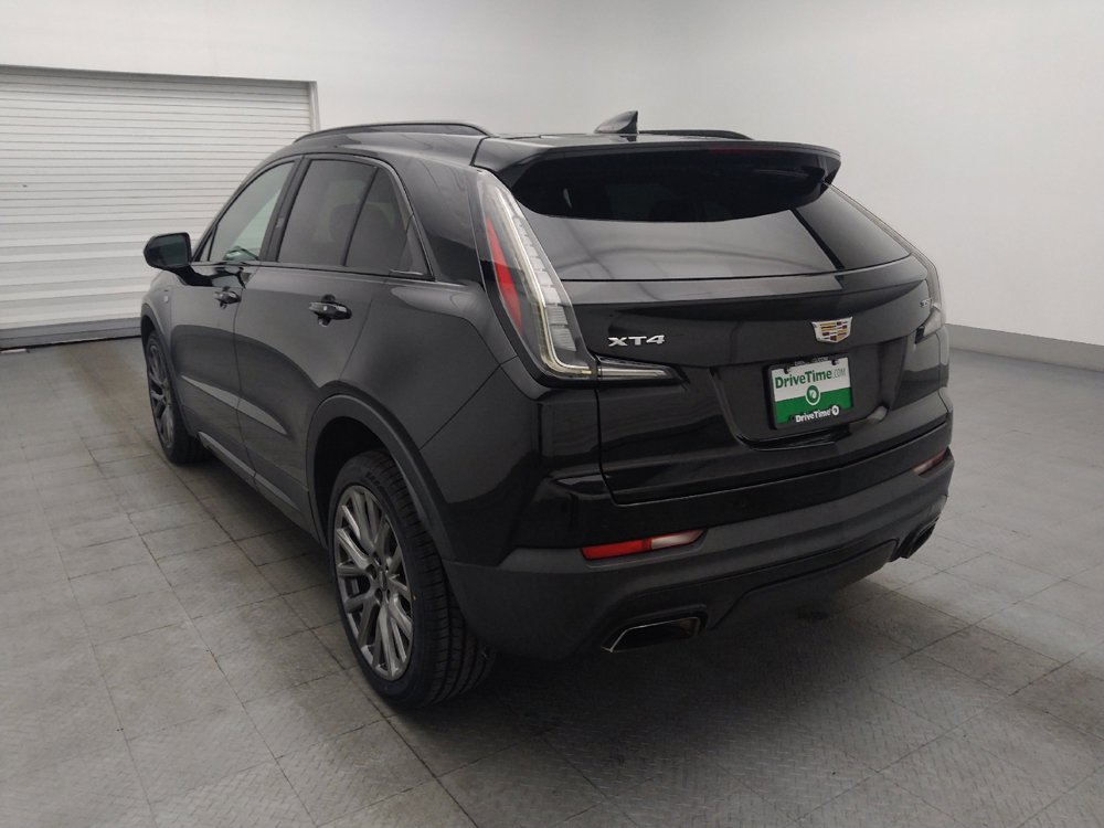 Used 2020 Cadillac XT4 Sport w/ LPO, Midnight Sport Package FWD image 5