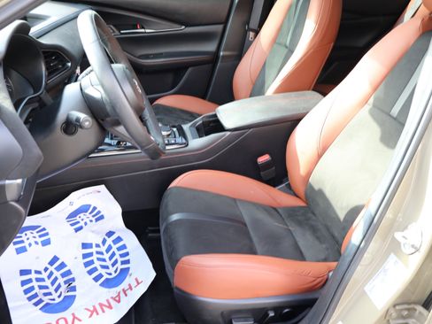 Used 2024 MAZDA CX-30 Carbon image 43