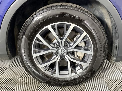 Used 2021 Volkswagen Tiguan S image 28