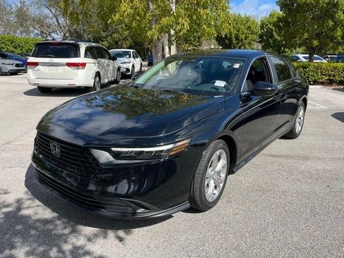 Used 2023 Honda Accord LX image 2
