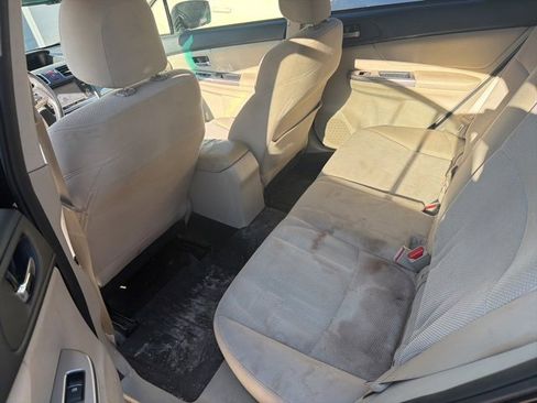 Used 2015 Subaru Crosstrek 2.0i Premium image 9