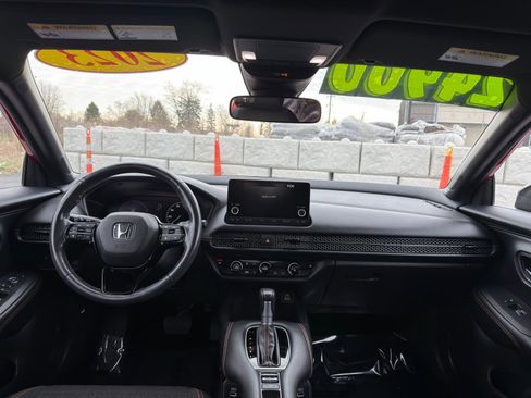 Used 2023 Honda HR-V Sport image 26