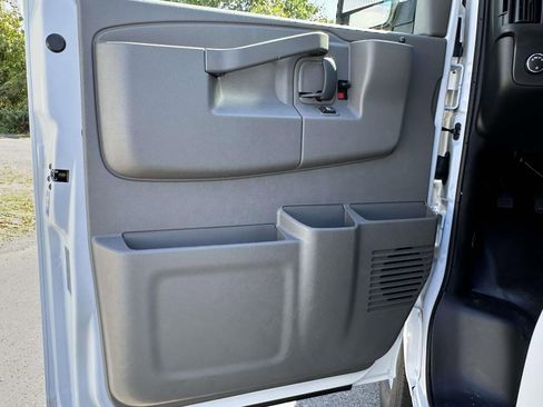 New 2025 Chevrolet Express 2500 w/ Safety Package image 18