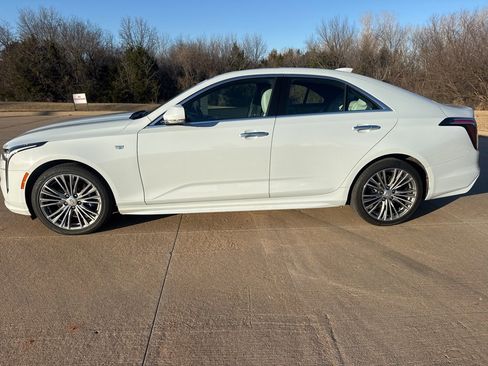 Certified 2021 Cadillac CT4 Premium Luxury image 2