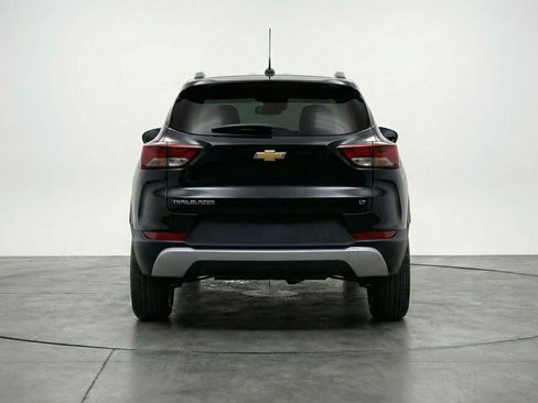 Used 2025 Chevrolet TrailBlazer LT image 7