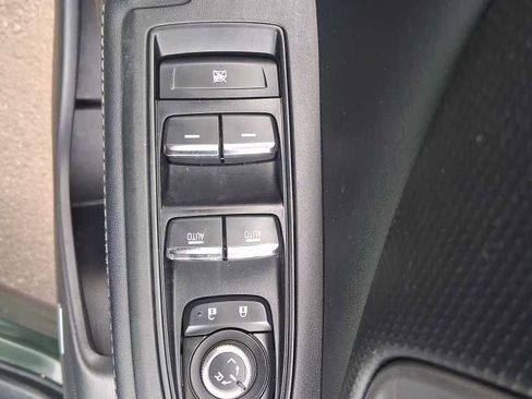 Used 2023 Subaru Forester Touring image 15