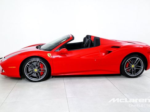 Used 2019 Ferrari 488 Spider RWD image 6