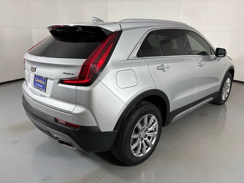 Used 2022 Cadillac XT4 Premium Luxury w/ Safety Alert Package image 8