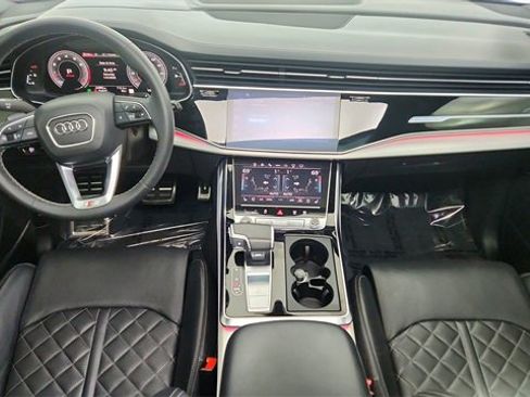 Used 2024 Audi Q7 3.0T Prestige w/ Prestige Package image 96