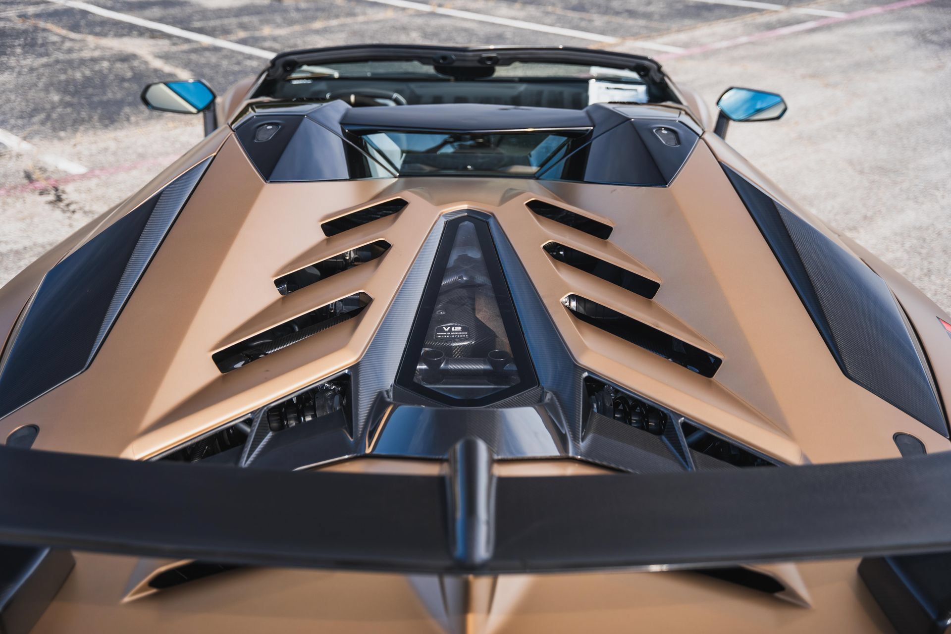 Used 2021 Lamborghini Aventador SVJ AWD/4WD image 39