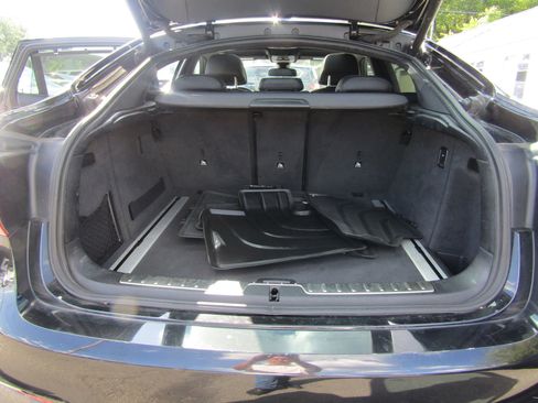 Used 2017 BMW X6 xDrive50i image 19