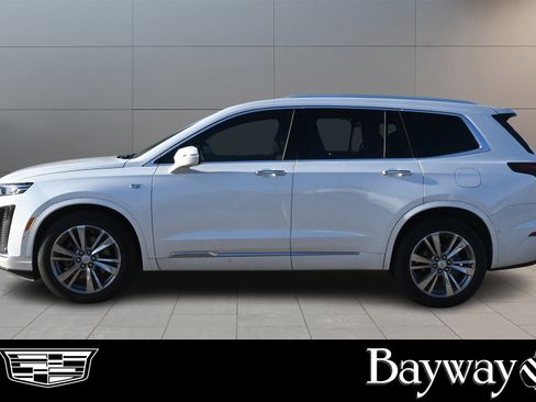 New 2024 Cadillac XT6 Premium Luxury w/ Technology Package image 4