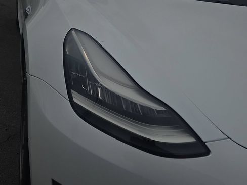 Used 2020 Tesla Model 3 Long Range AWD/4WD image 7