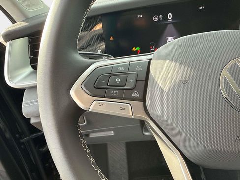 New 2026 Volkswagen Tiguan SE image 29