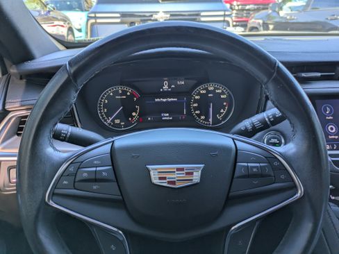 Certified 2023 Cadillac XT5 Luxury image 21