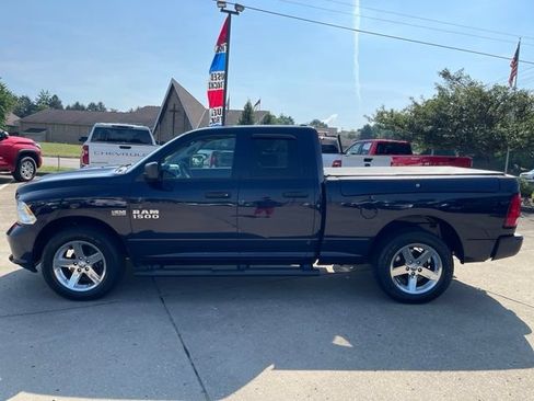 Used 2018 RAM 1500 Express AWD/4WD image 9