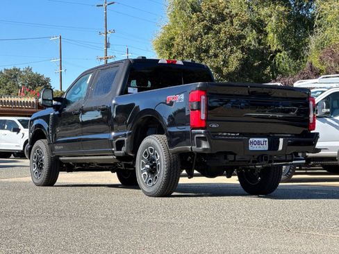 New 2026 Ford F250 Platinum w/ FX4 Off-Road Package image 5