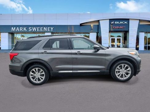 Used 2020 Ford Explorer XLT w/ Equipment Group 202A AWD/4WD image 33