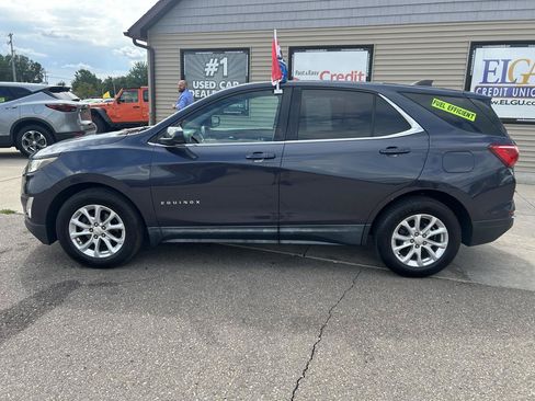 Used 2018 Chevrolet Equinox LT FWD image 8