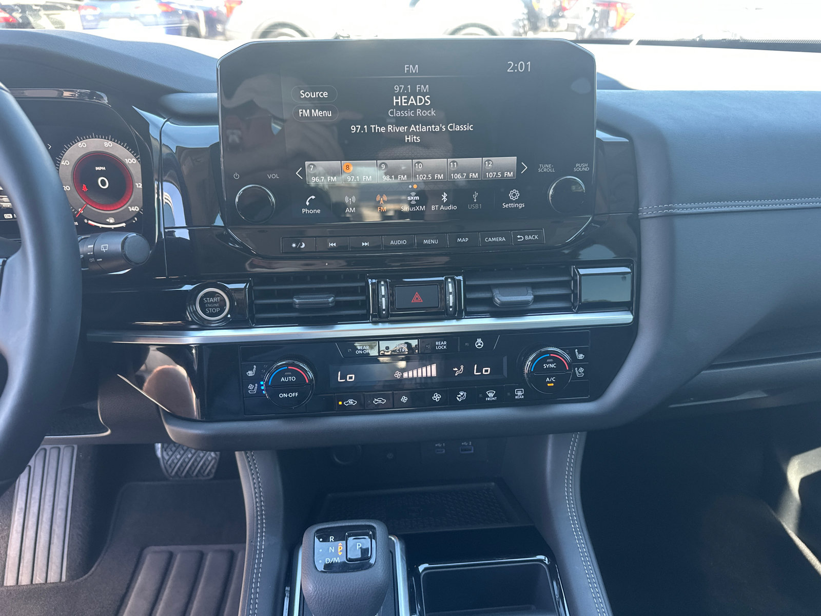 Used 2022 Nissan Pathfinder Platinum w/ Cargo Package FWD image 28