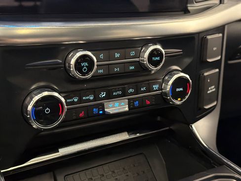 Used 2023 Ford F150 Lariat w/ Equipment Group 502A High AWD/4WD image 27