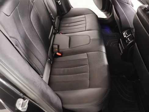 Certified 2023 BMW 530i 530i w/ Premium Package image 15