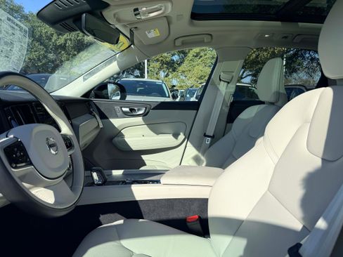 Certified 2024 Volvo XC60 T8 Plus w/ Protection Package Premier image 12