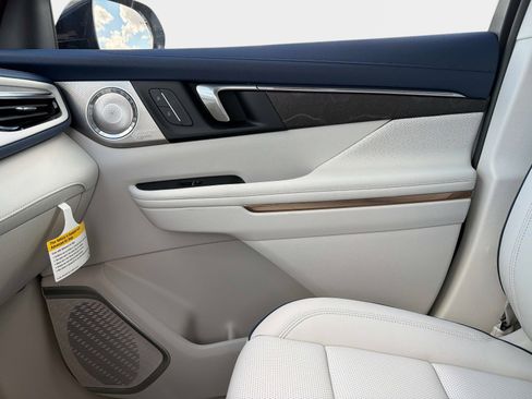 New 2026 Buick Enclave Avenir w/ Super Cruise Package image 22