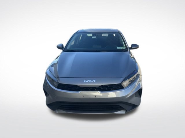 Used 2024 Kia Forte LXS FWD image 2