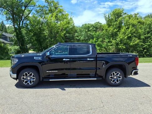 New 2026 GMC Sierra 1500 SLT w/ SLT Premium Plus Package AWD/4WD image 7