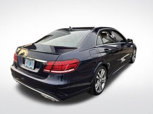 Used 2014 Mercedes-Benz E 350 Sedan image 2
