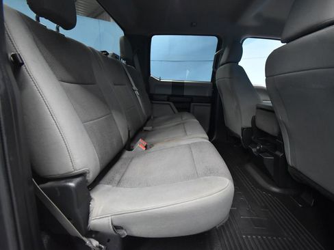 Used 2019 Ford F250 XL w/ STX Appearance Package image 27