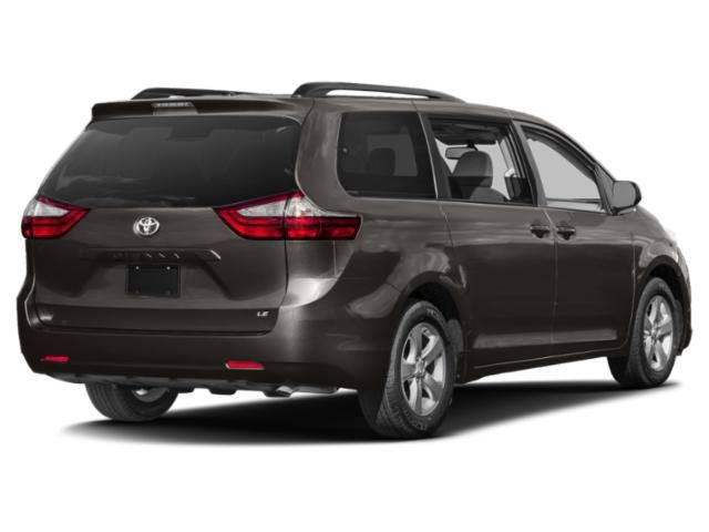 Used 2015 Toyota Sienna LE w/ Four Season Floor Mat Package FWD image 2