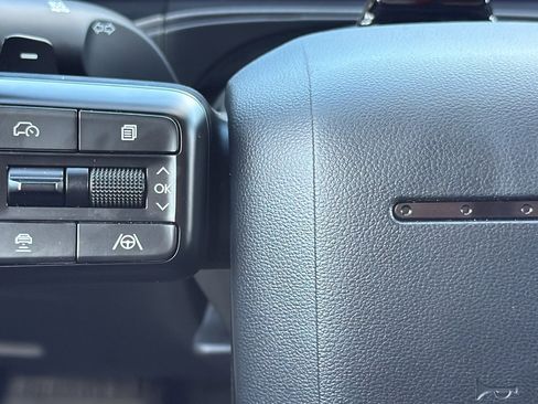 Used 2025 Hyundai Santa Fe Calligraphy image 23