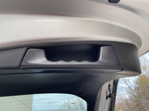 Used 2025 Toyota RAV4 XLE image 9