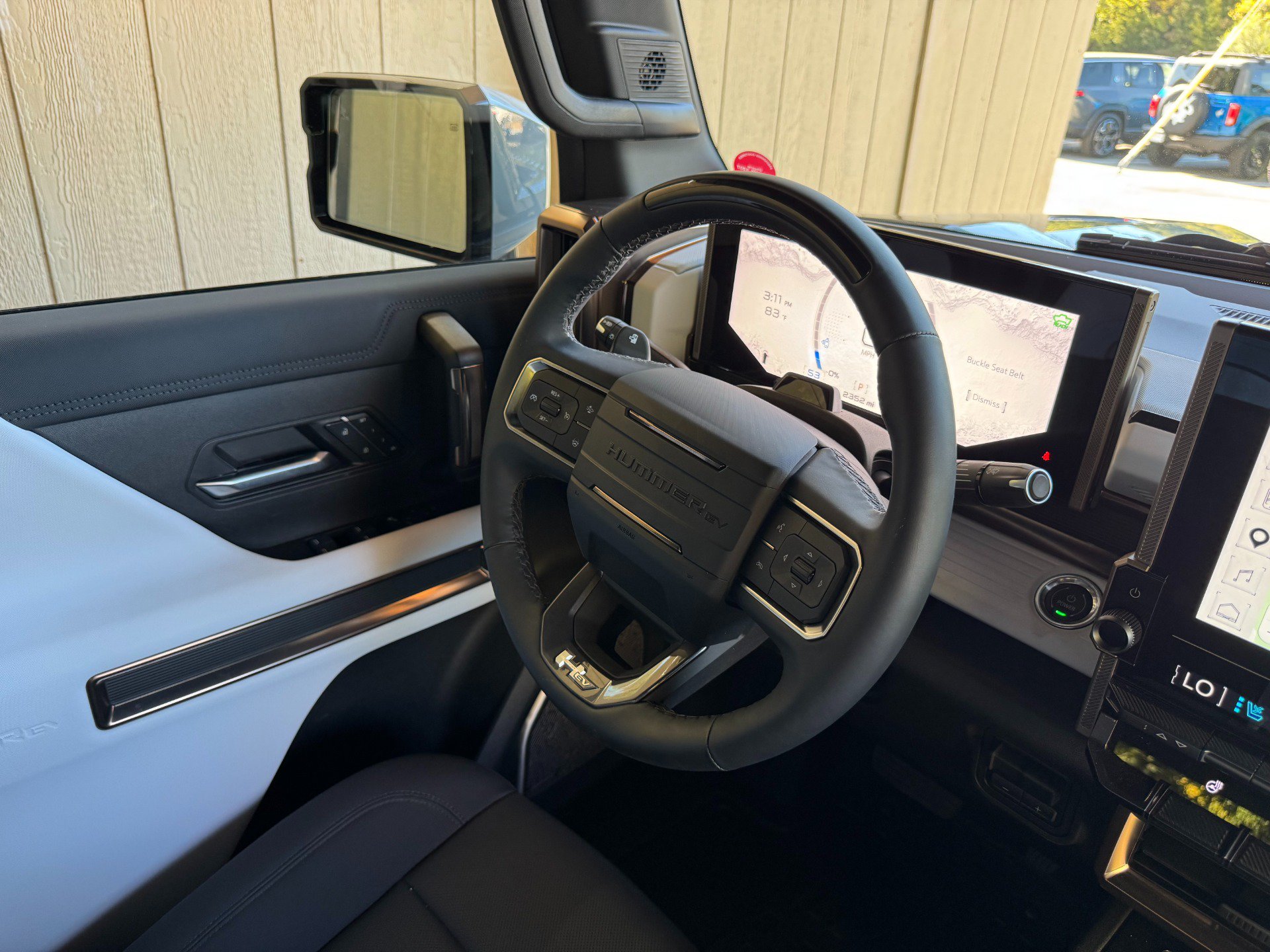 Used 2025 GMC Hummer EV 3X w/ Extreme Off-Road Package AWD/4WD image 35