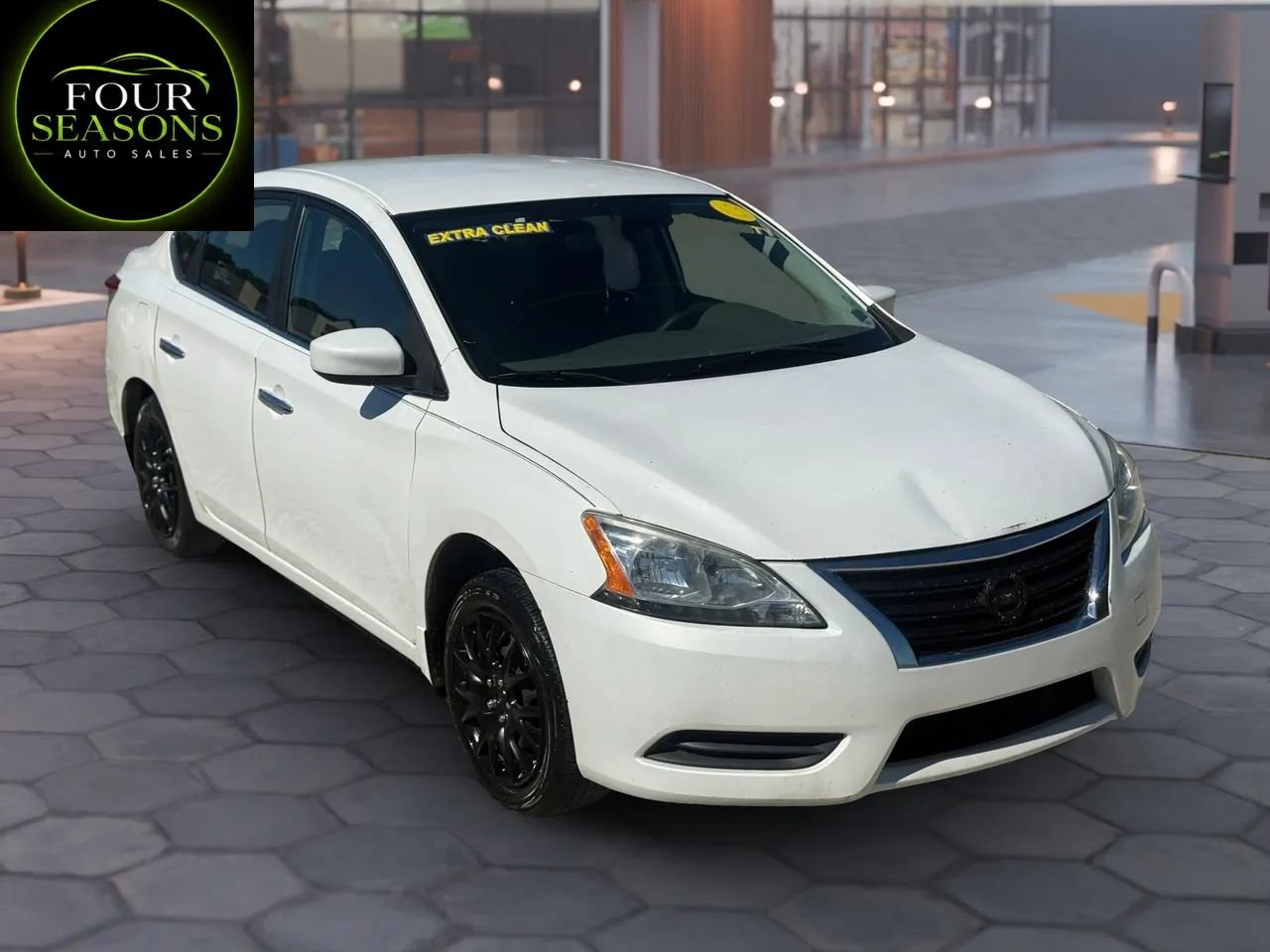 Used 2014 Nissan Sentra SV FWD image 2