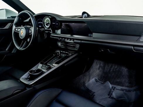 Used 2020 Porsche 911 Carrera S image 41