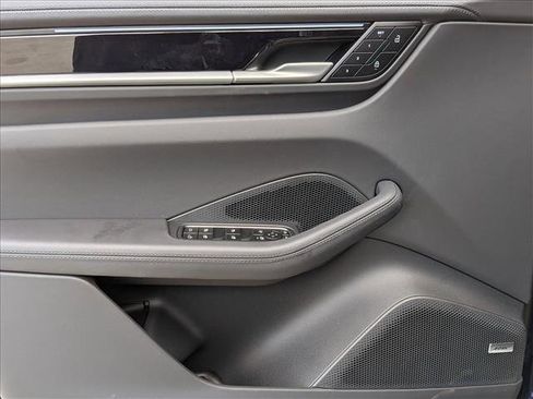 New 2024 Porsche Macan 4 Electric image 13