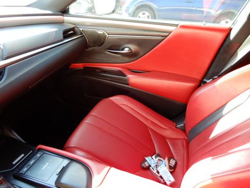 Used 2019 Lexus ES 350 image 14