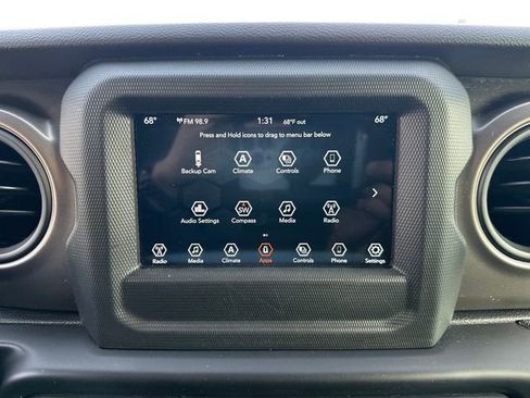 Used 2021 Jeep Wrangler Sport S image 24