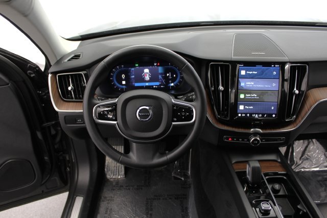 Used 2023 Volvo XC60 B5 Plus w/ Protection Package Premier AWD/4WD image 26