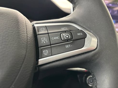 Used 2023 Jeep Compass Limited w/ Sun and Sound Group image 27