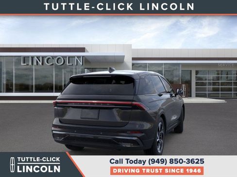 New 2026 Lincoln Nautilus Premier w/ Equipment Group 102A image 8