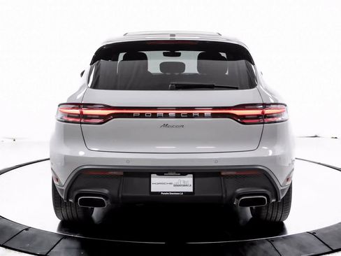 Certified 2025 Porsche Macan image 6