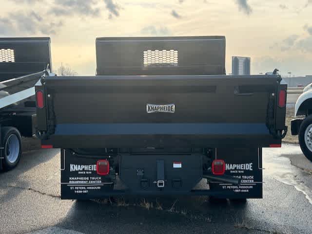 New 2025 Ford F550 4x4 Regular Cab Super Duty image 3
