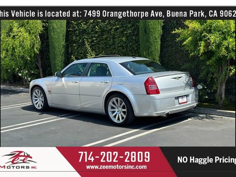 Used 2005 Chrysler 300 SRT8 w/ SRT Option Group II image 8