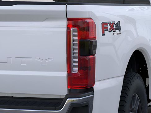 New 2026 Ford F250 Lariat image 21